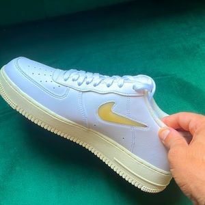 Air Force 1 ‘07 LX white/pale vanilla DEADSTOCK